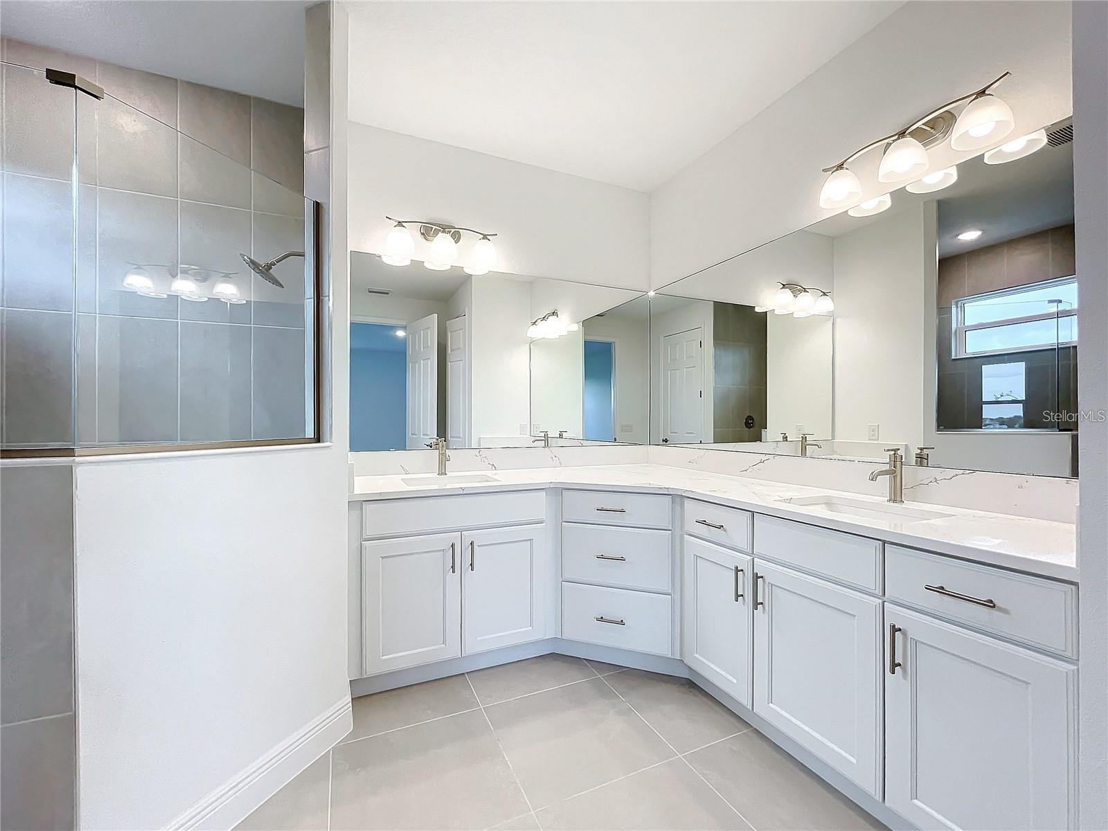 Image 38 of 55 For 3951 Kennebunk Loop