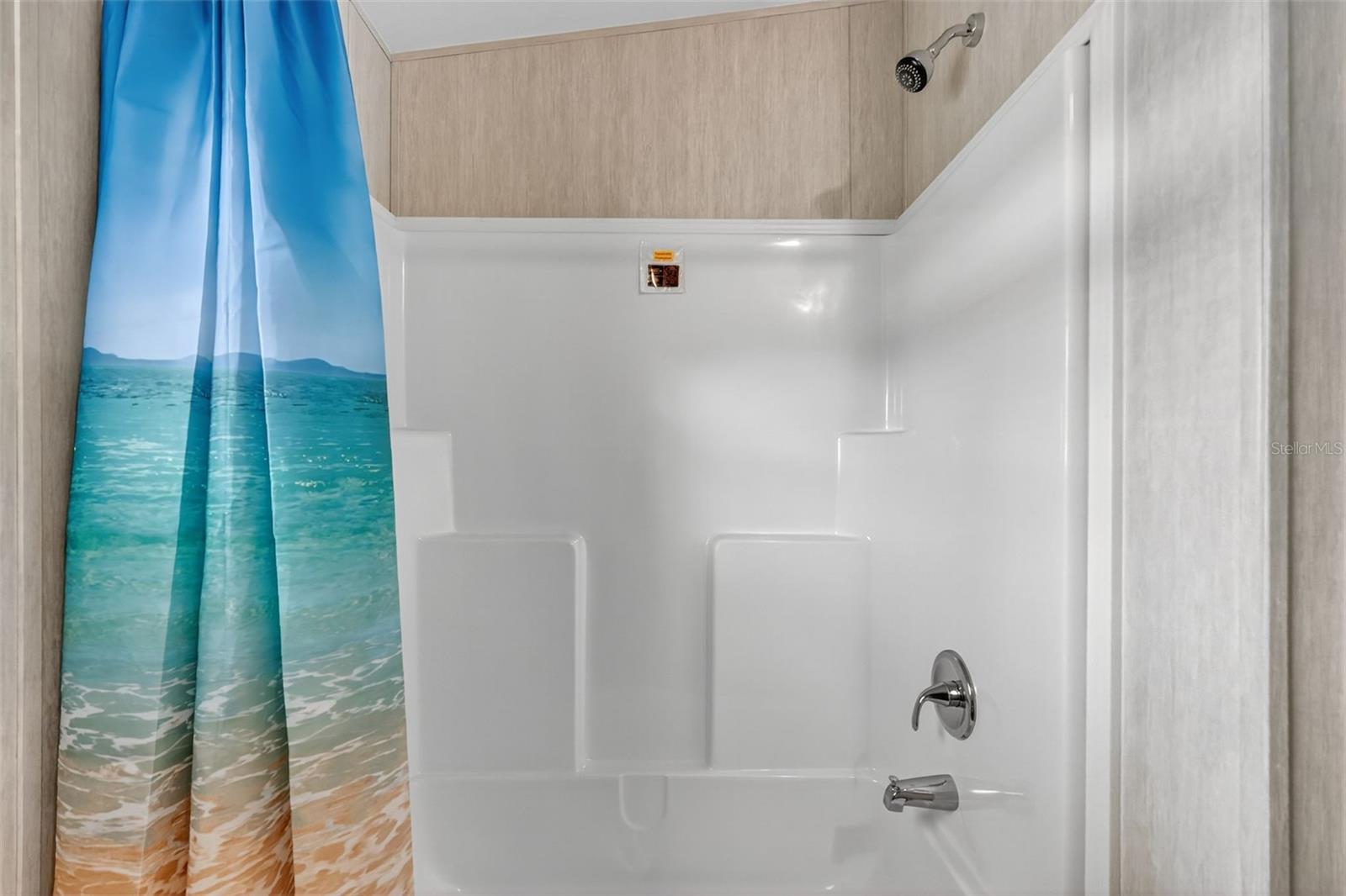 Image 17 of 35 For 11634 Hickory Lane