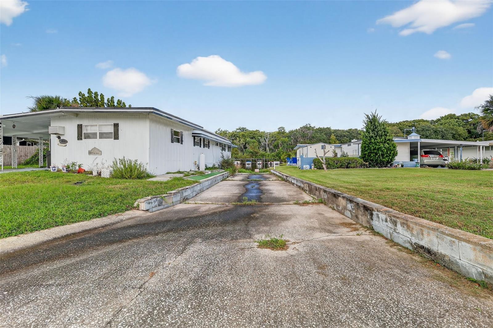 Image 33 of 35 For 11634 Hickory Lane