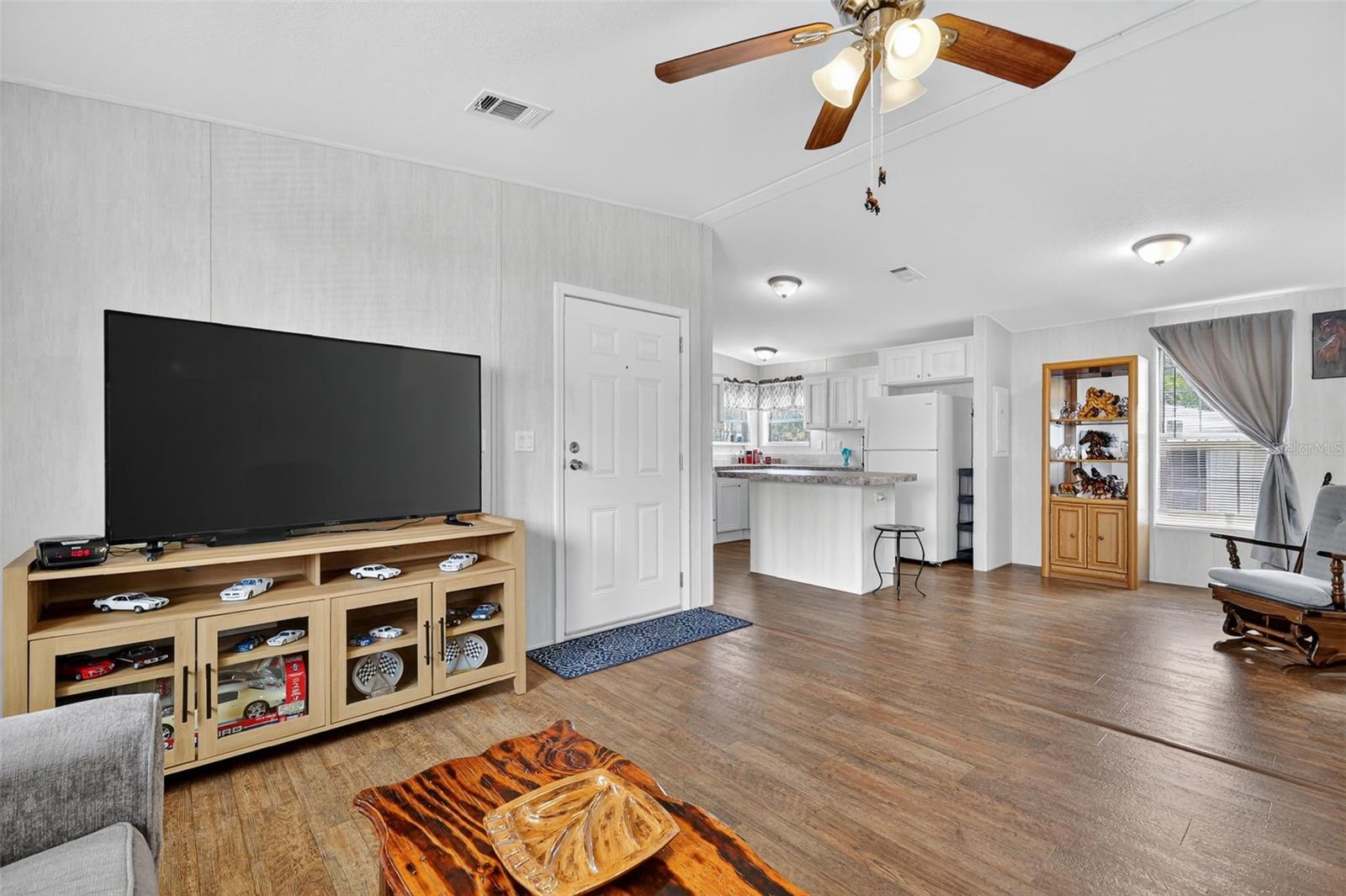 Image 5 of 35 For 11634 Hickory Lane