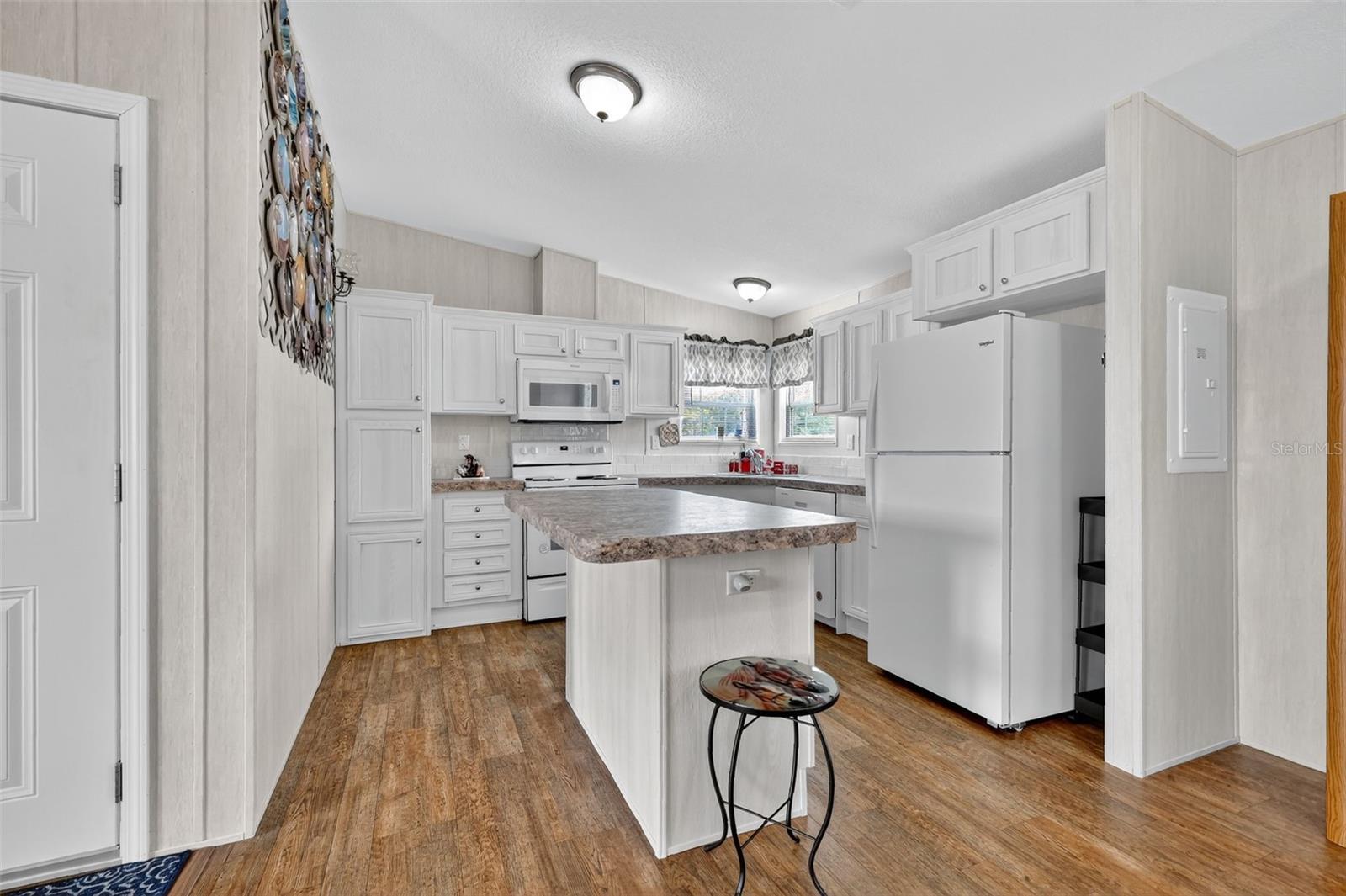 Image 7 of 35 For 11634 Hickory Lane