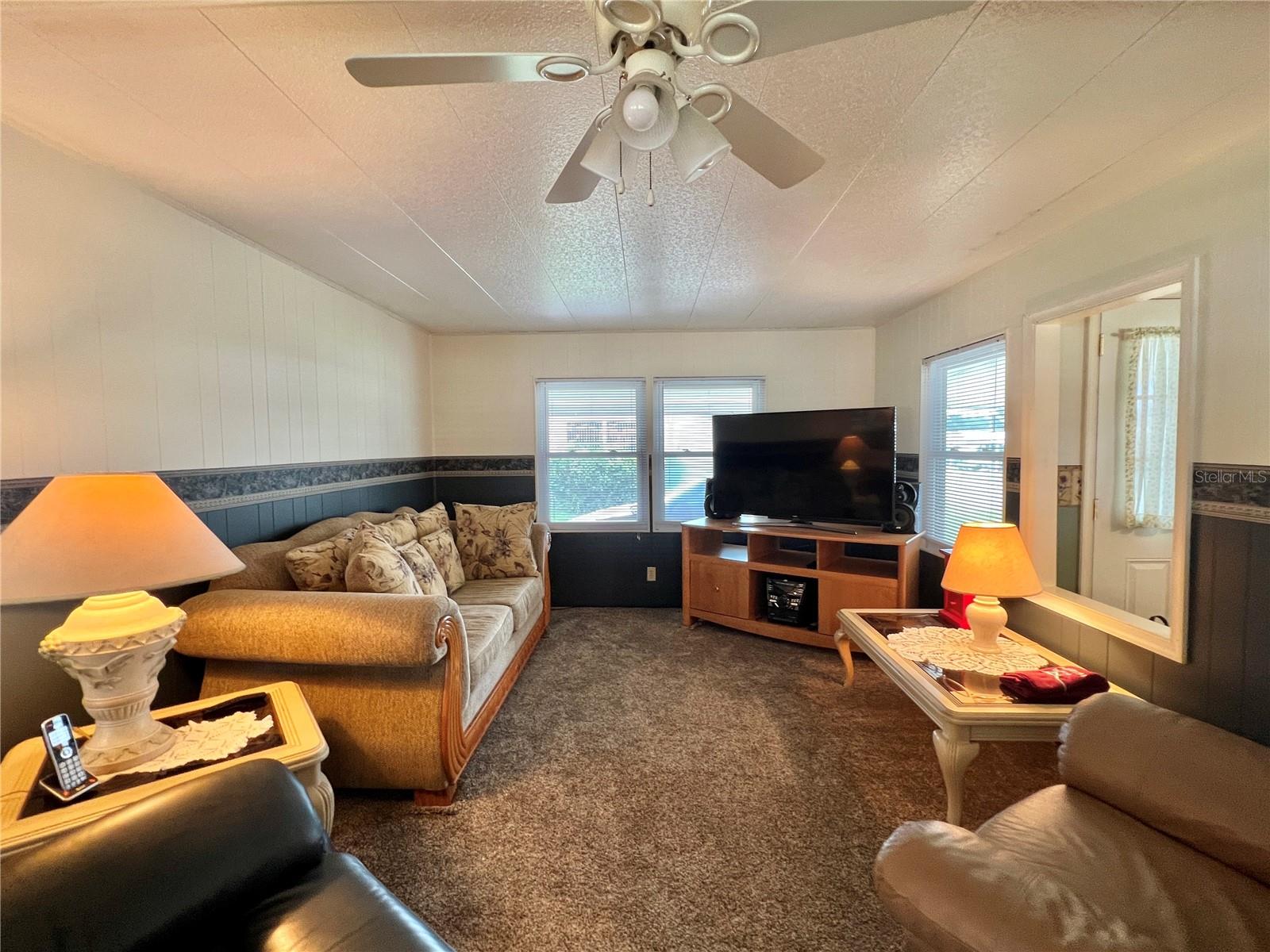 Image 2 of 63 For 115 Gardenia Way