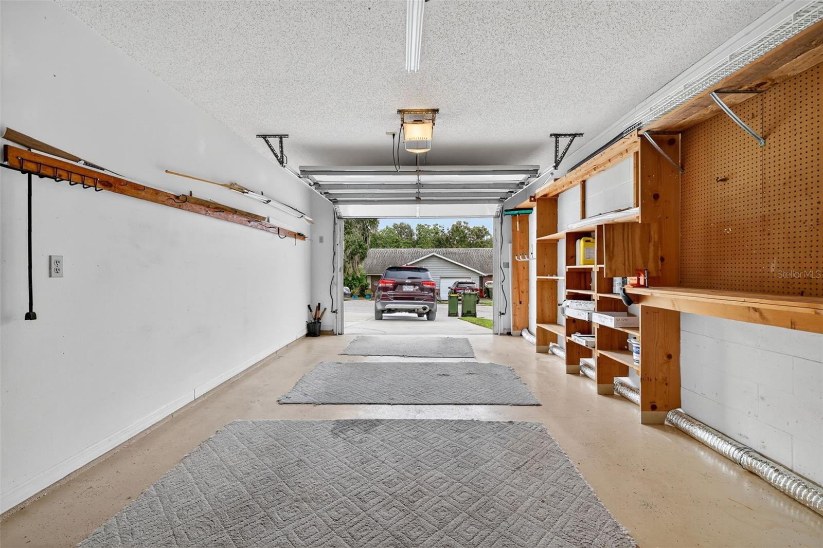 Image 35 of 35 For 207 Fernwood Street