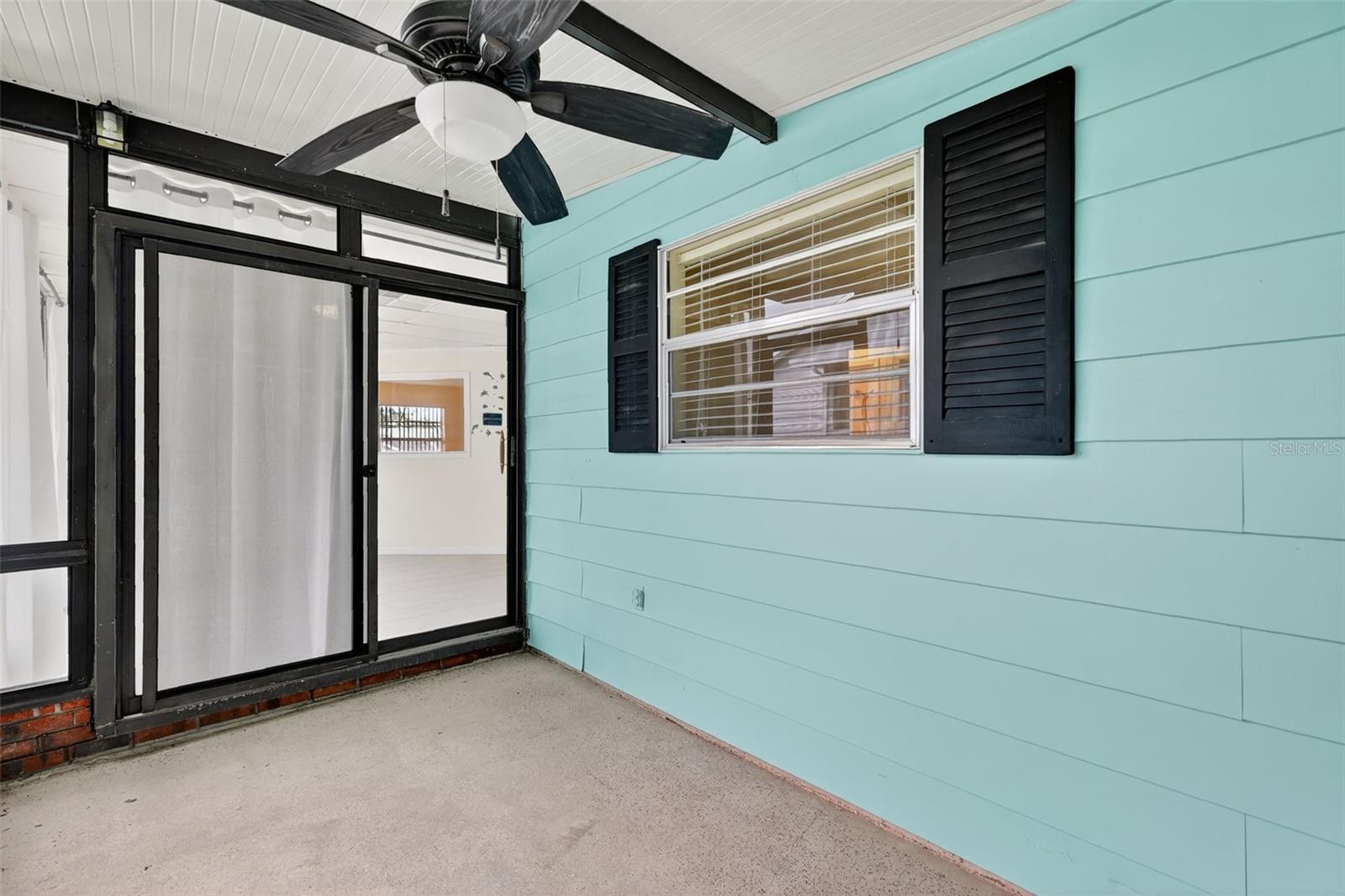 Image 7 of 35 For 207 Fernwood Street