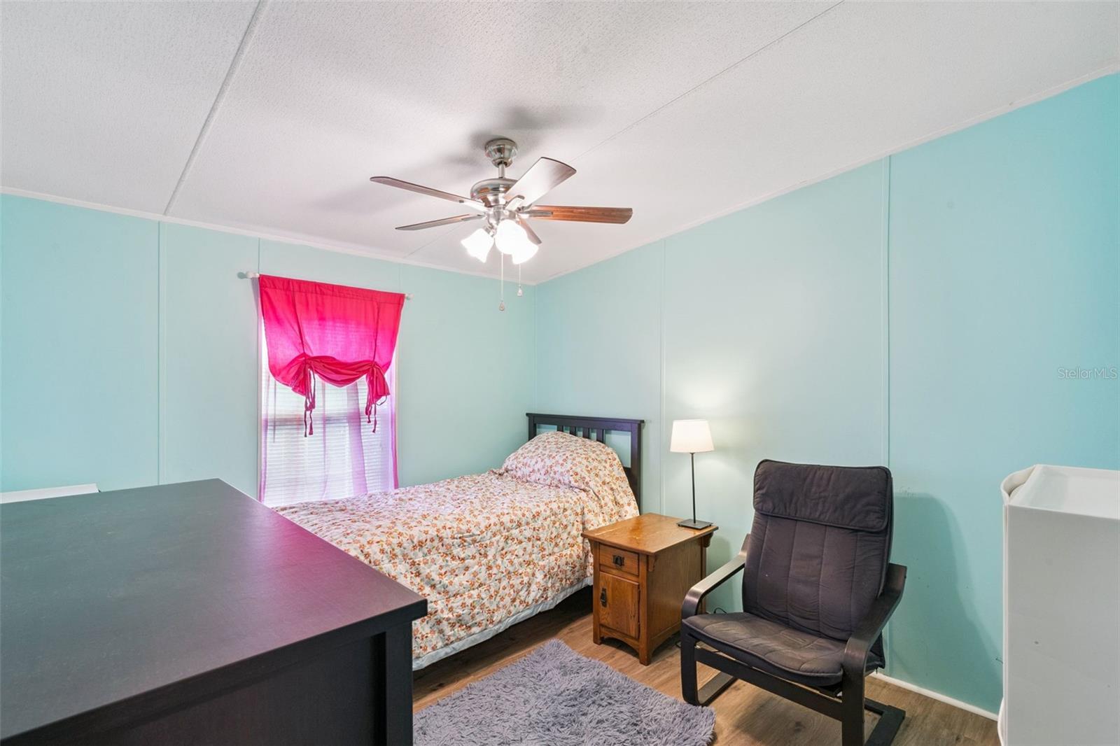 Image 24 of 27 For 16836 Bay Ave