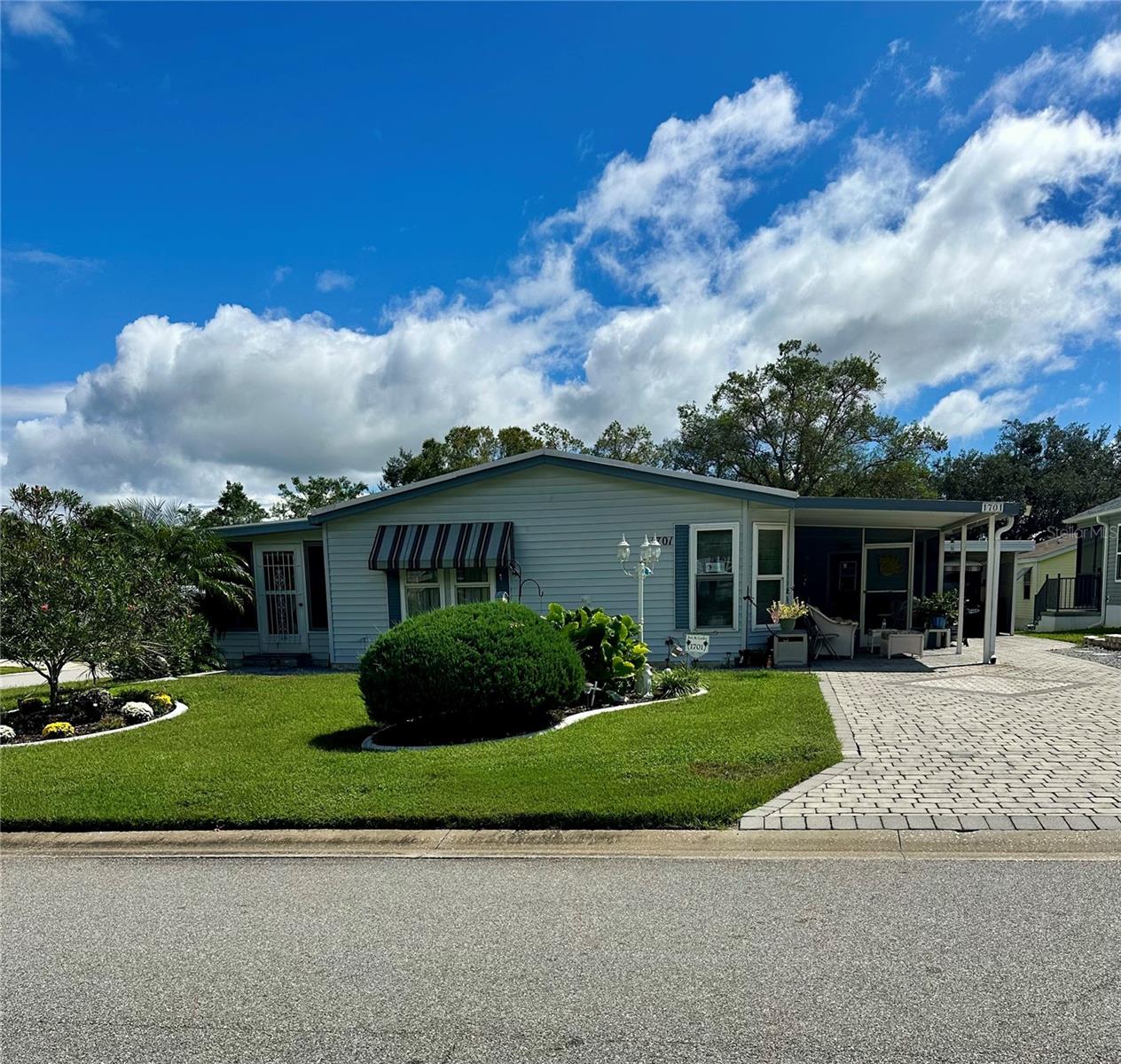 Image 2 of 37 For 1701 Palm Aire Drive