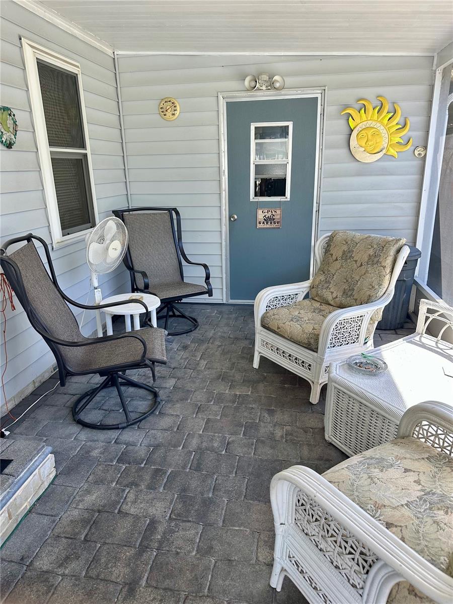 Image 28 of 37 For 1701 Palm Aire Drive