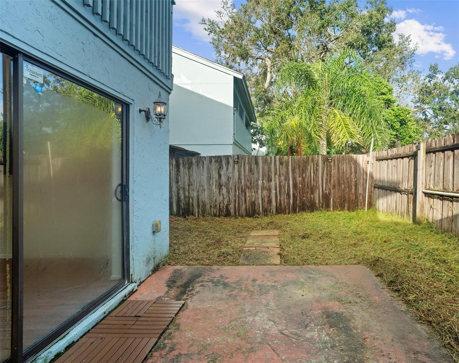 Image 17 of 20 For 7471 Canford Court 19