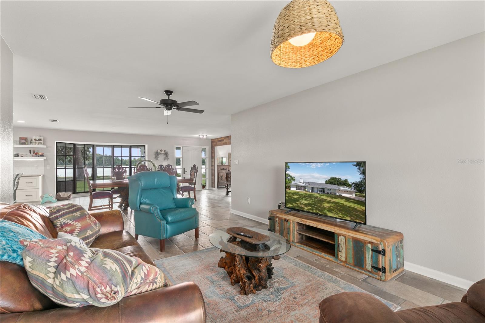 Image 14 of 39 For 29000 Shirley Shores Rd