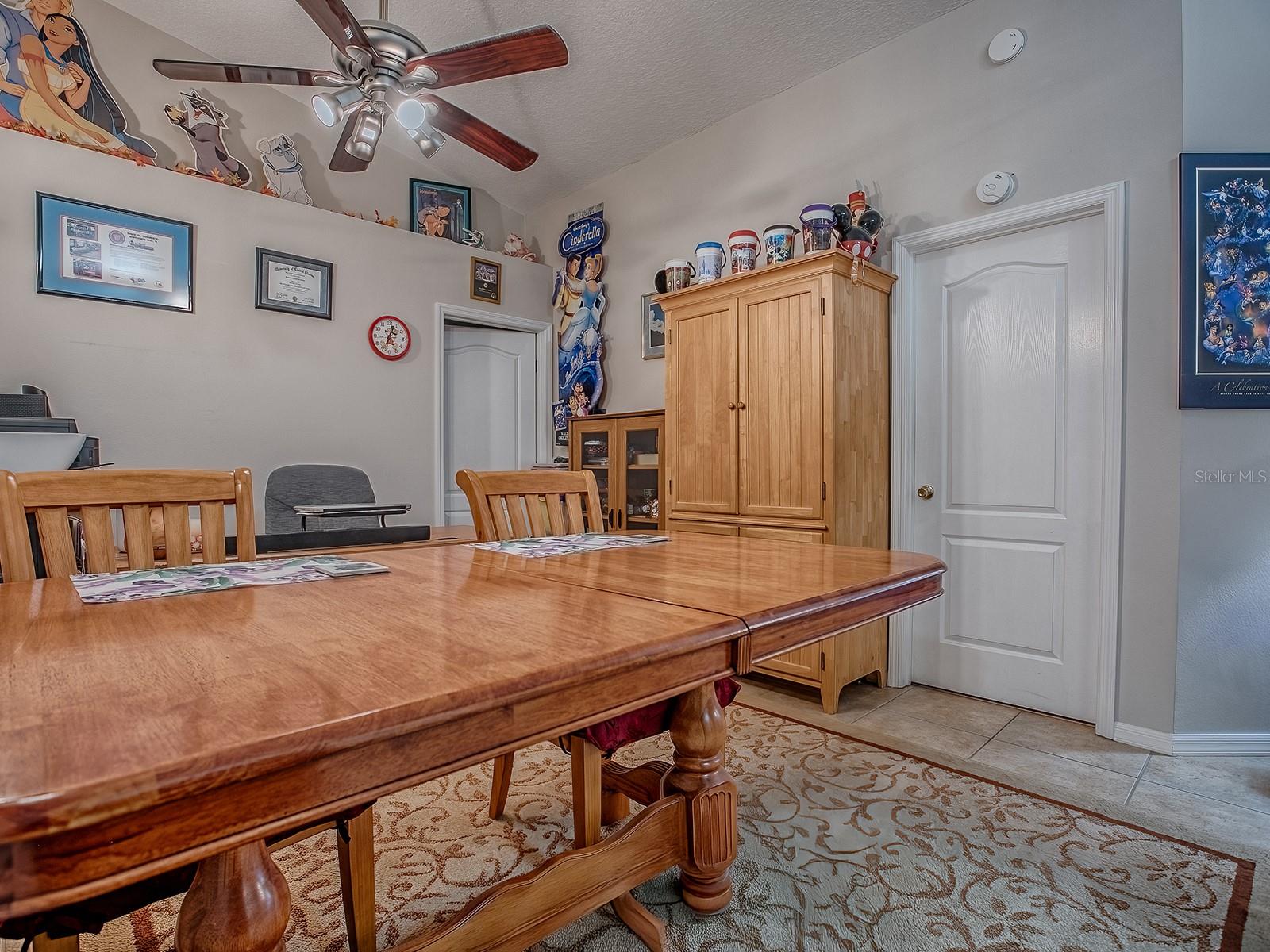 Image 10 of 35 For 629 Harbor Villa Court