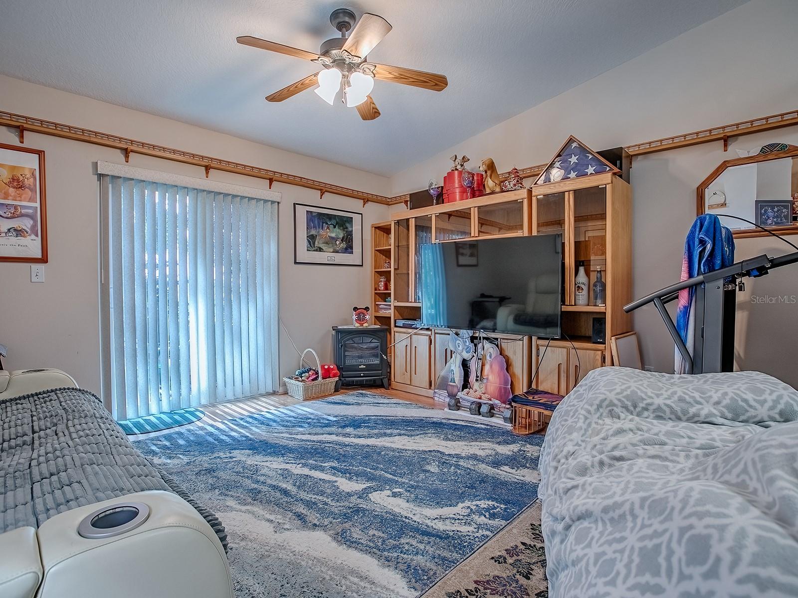 Image 11 of 35 For 629 Harbor Villa Court