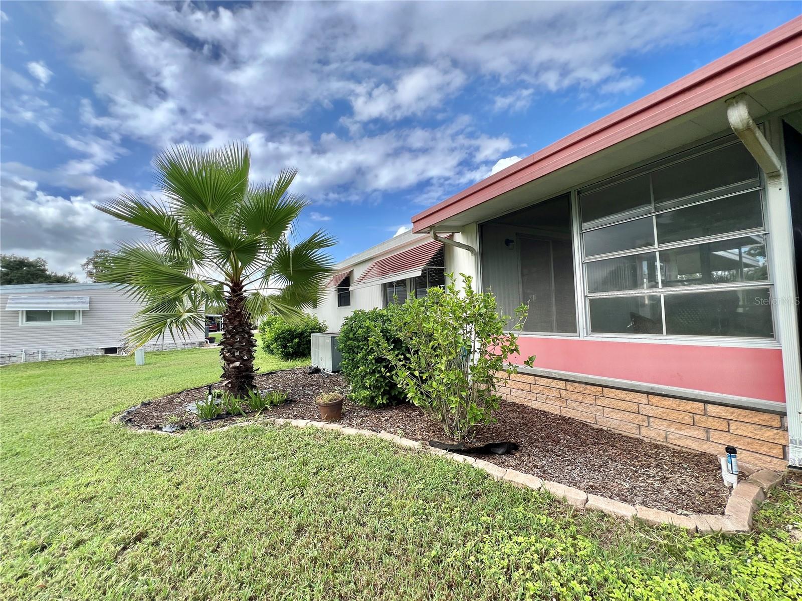 Image 13 of 67 For 102 Oaklawn Cove