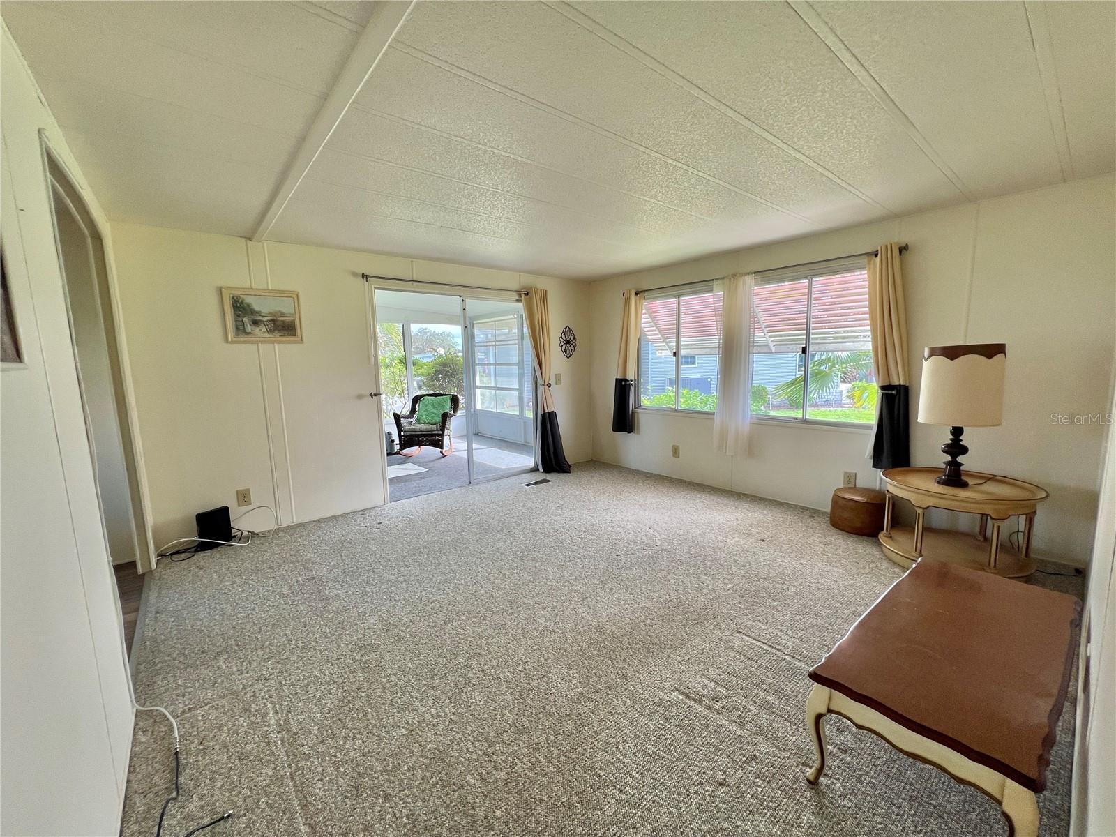 Image 24 of 67 For 102 Oaklawn Cove