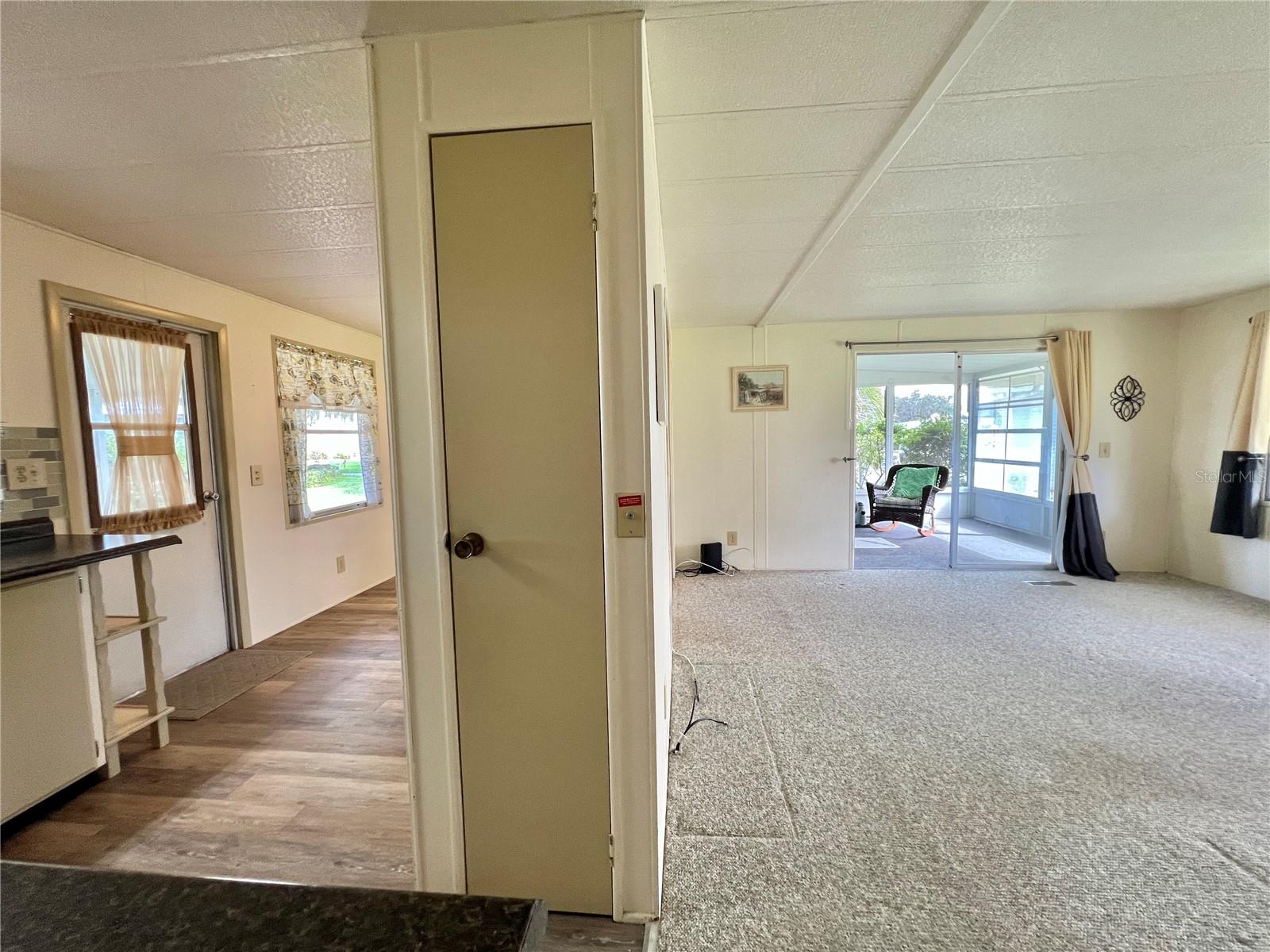 Image 44 of 67 For 102 Oaklawn Cove