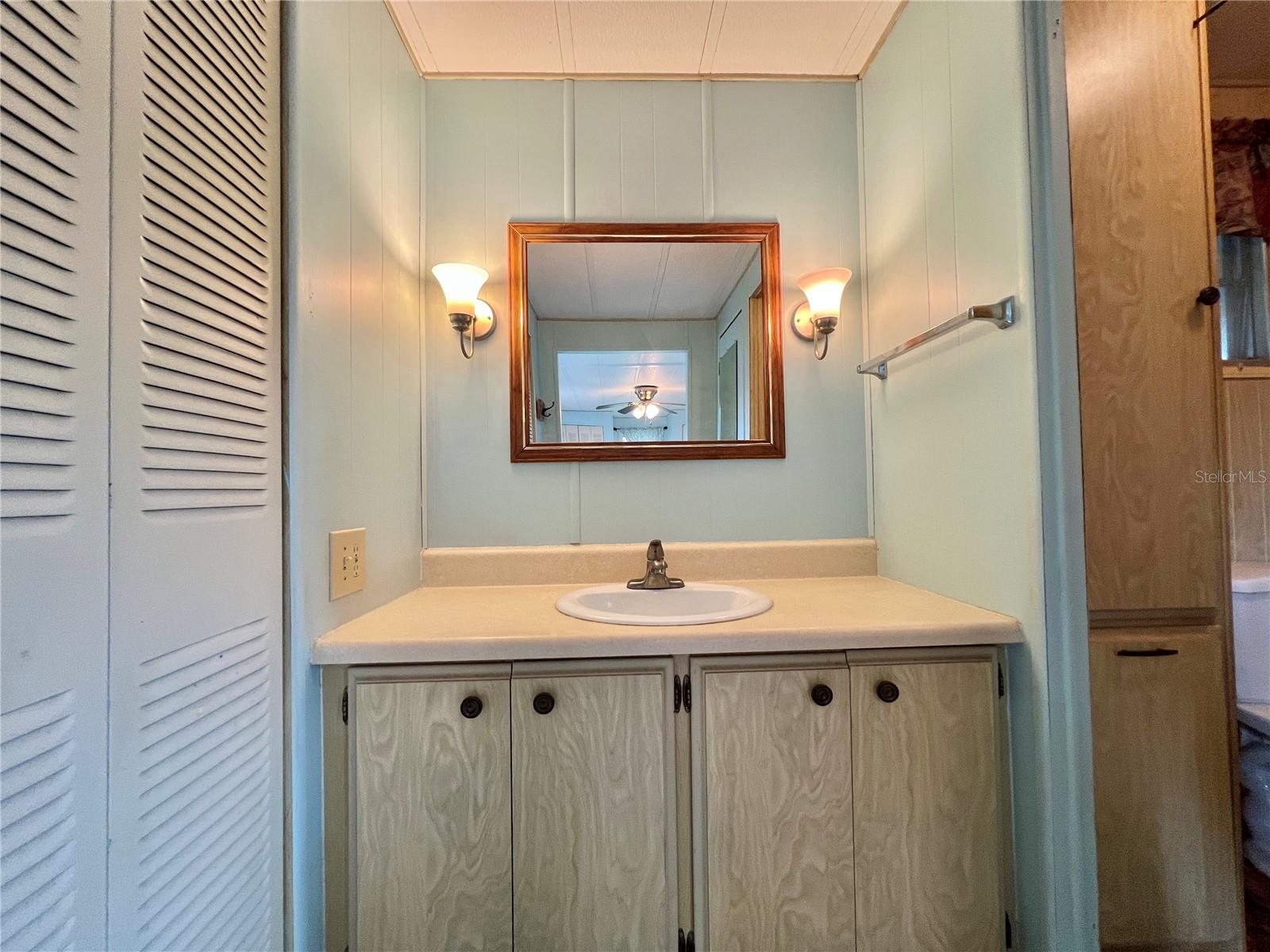 Image 61 of 67 For 102 Oaklawn Cove