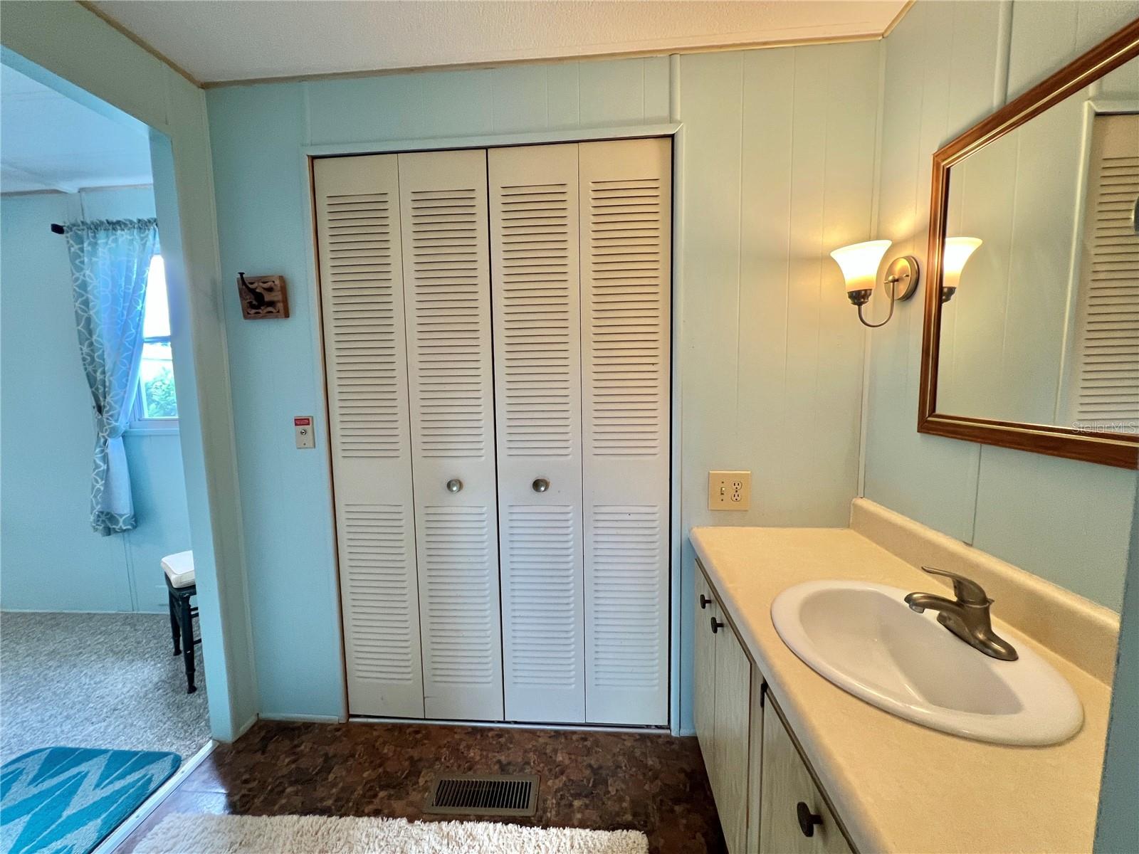 Image 63 of 67 For 102 Oaklawn Cove