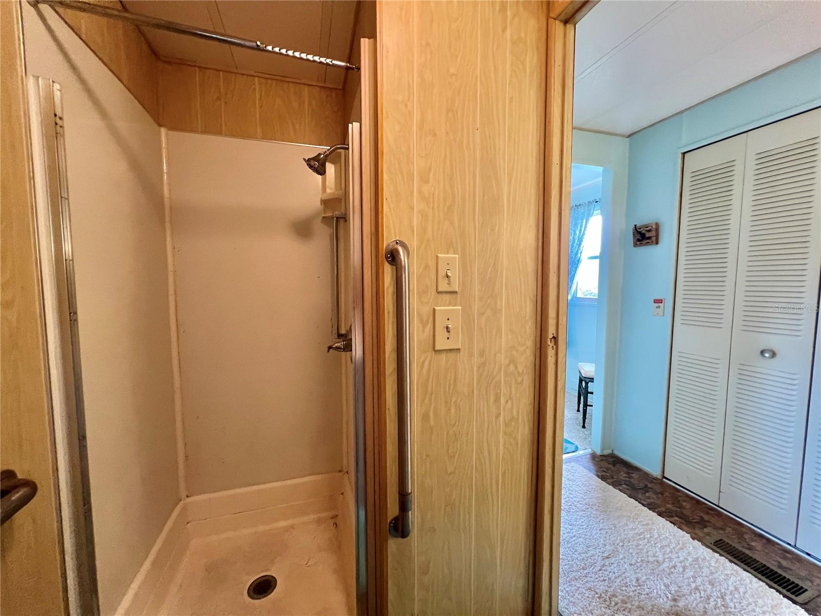 Image 65 of 67 For 102 Oaklawn Cove