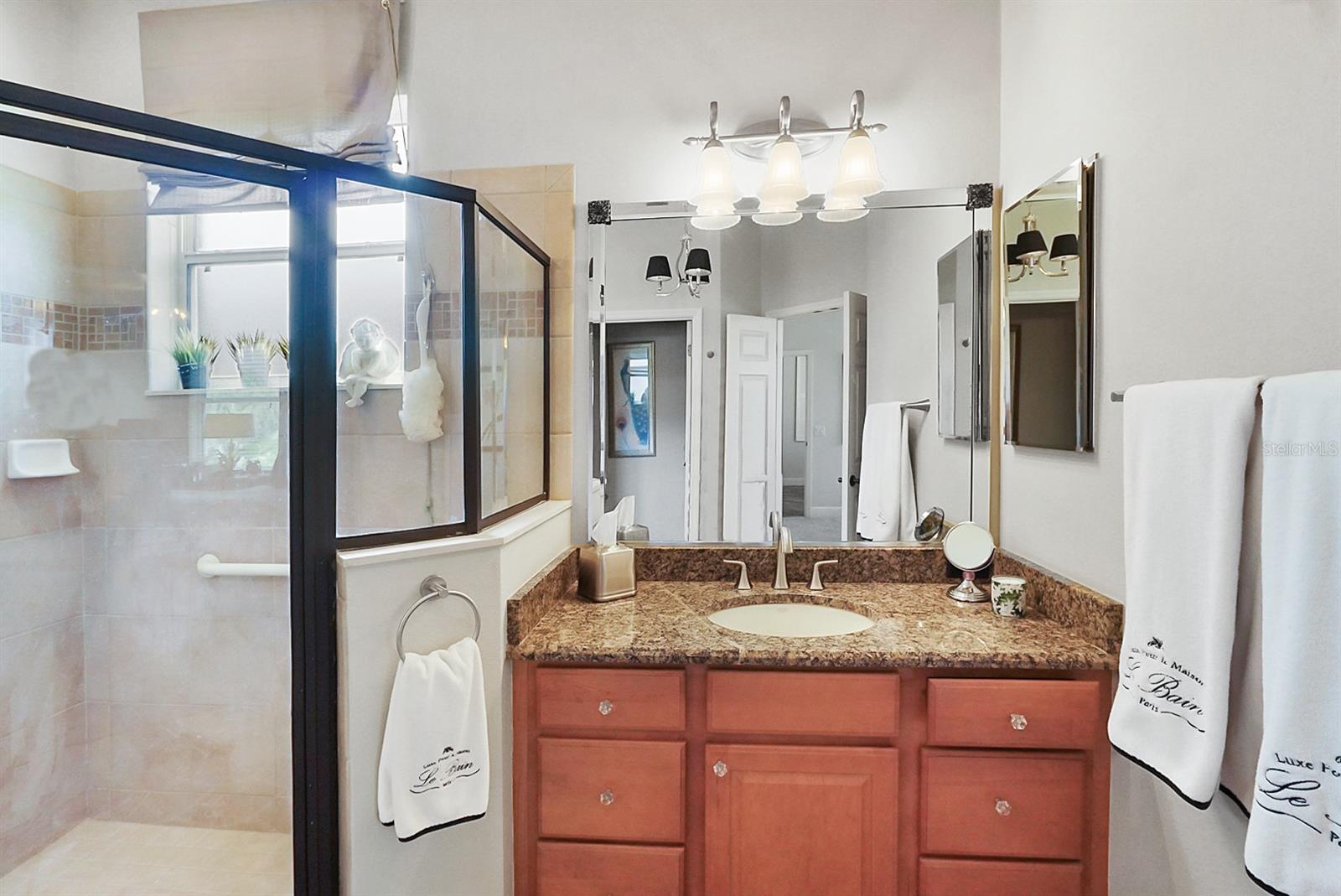 Image 22 of 44 For 1606 Snelling Avenue