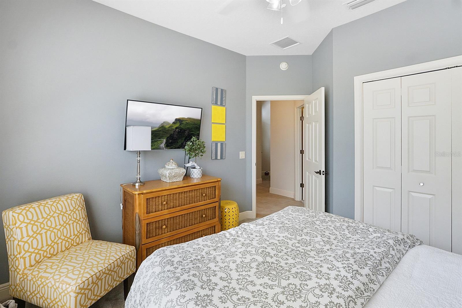 Image 28 of 44 For 1606 Snelling Avenue