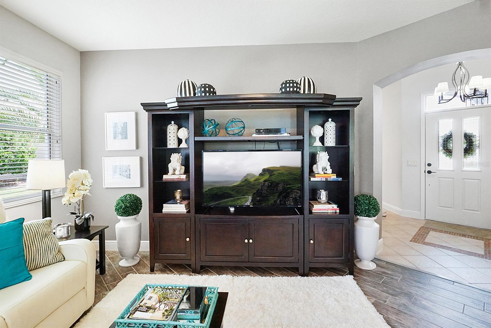 Image 9 of 44 For 1606 Snelling Avenue