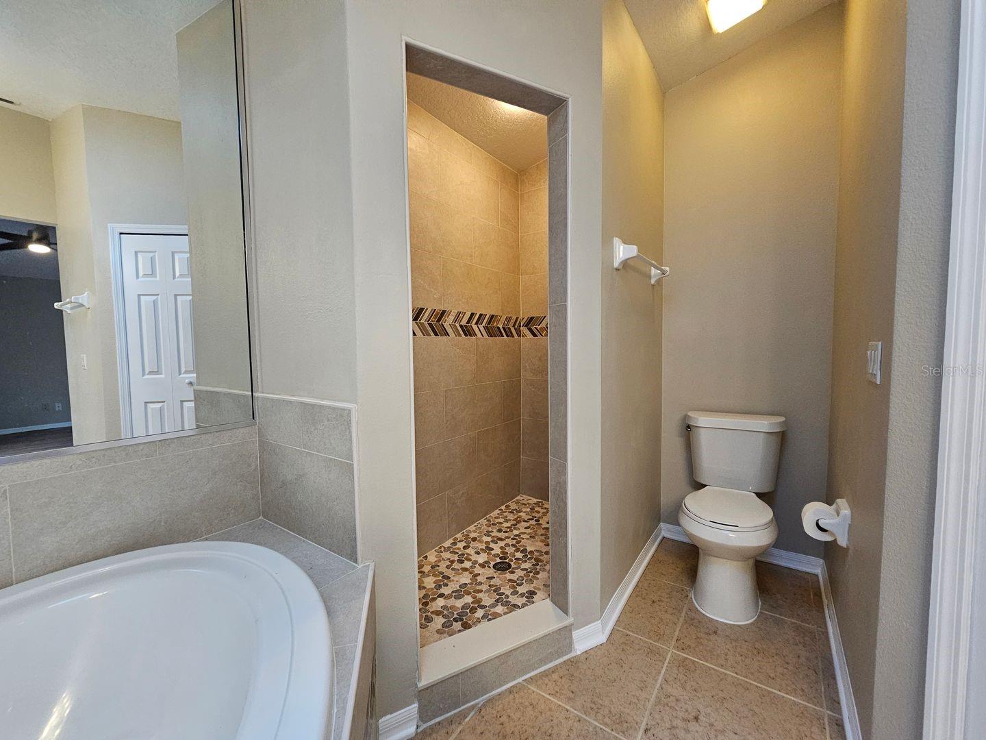 Image 12 of 13 For 1528 Ridge Pointe Drive