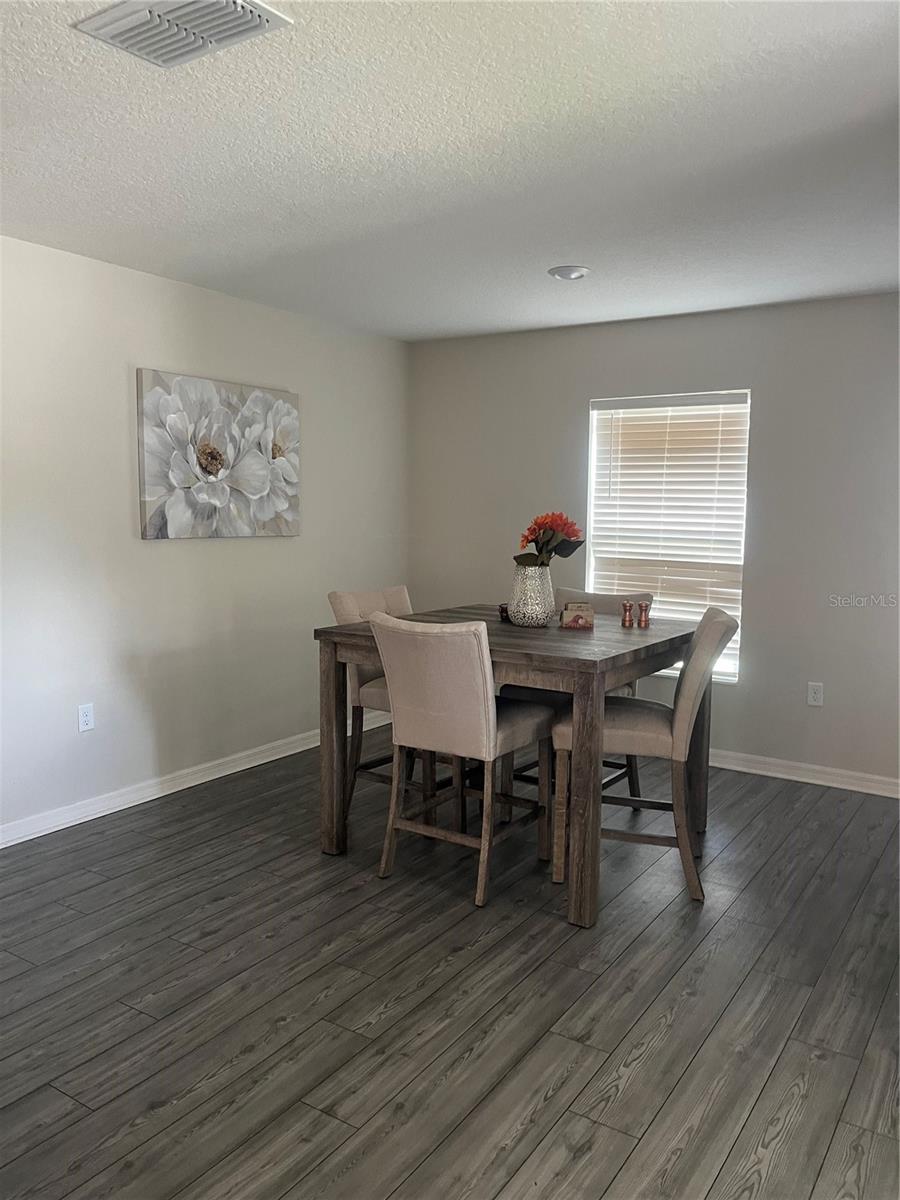 Image 3 of 12 For 1635 Wynford Circle