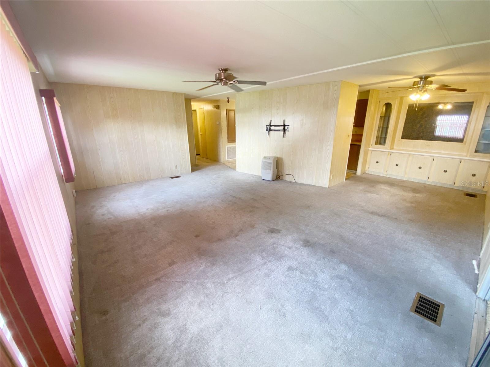 Image 10 of 53 For 348 Ivanhoe Circle