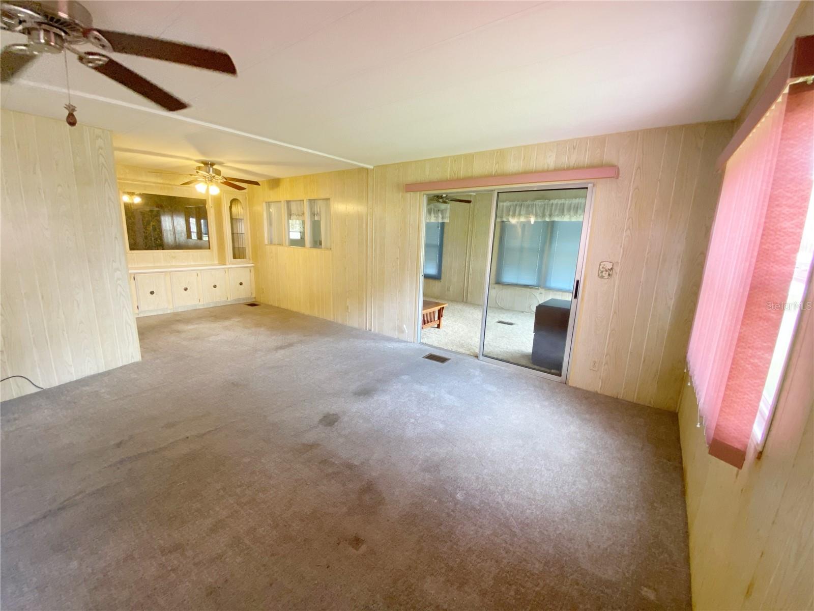 Image 11 of 53 For 348 Ivanhoe Circle