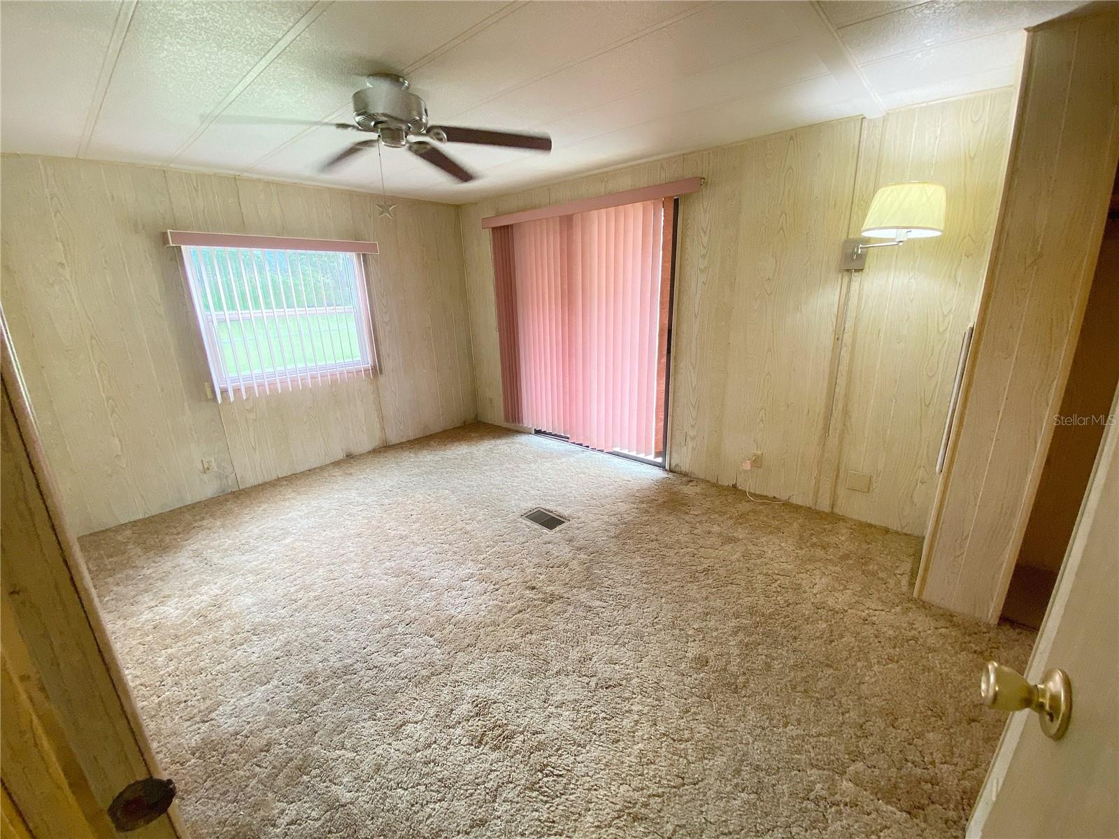 Image 20 of 53 For 348 Ivanhoe Circle