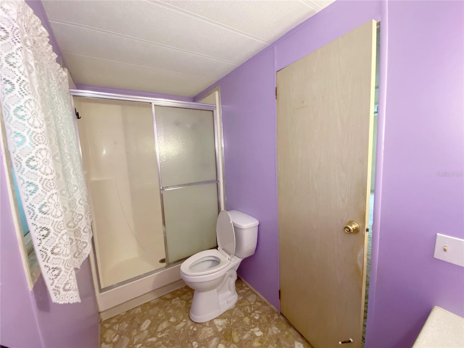 Image 25 of 53 For 348 Ivanhoe Circle