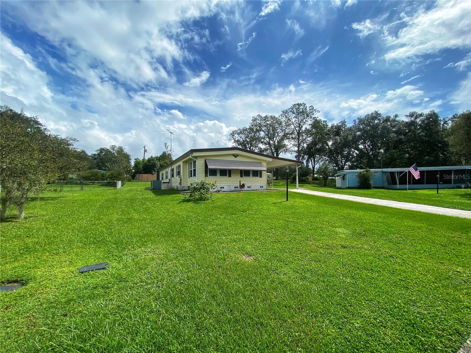 Image 32 of 53 For 348 Ivanhoe Circle