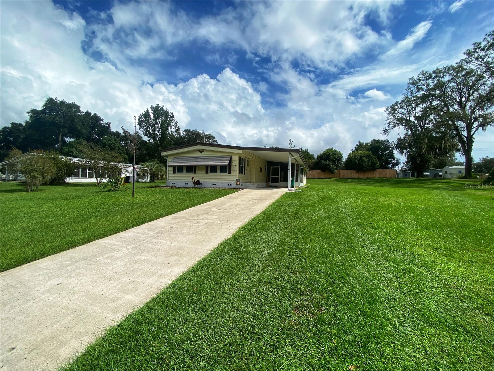 Image 34 of 53 For 348 Ivanhoe Circle