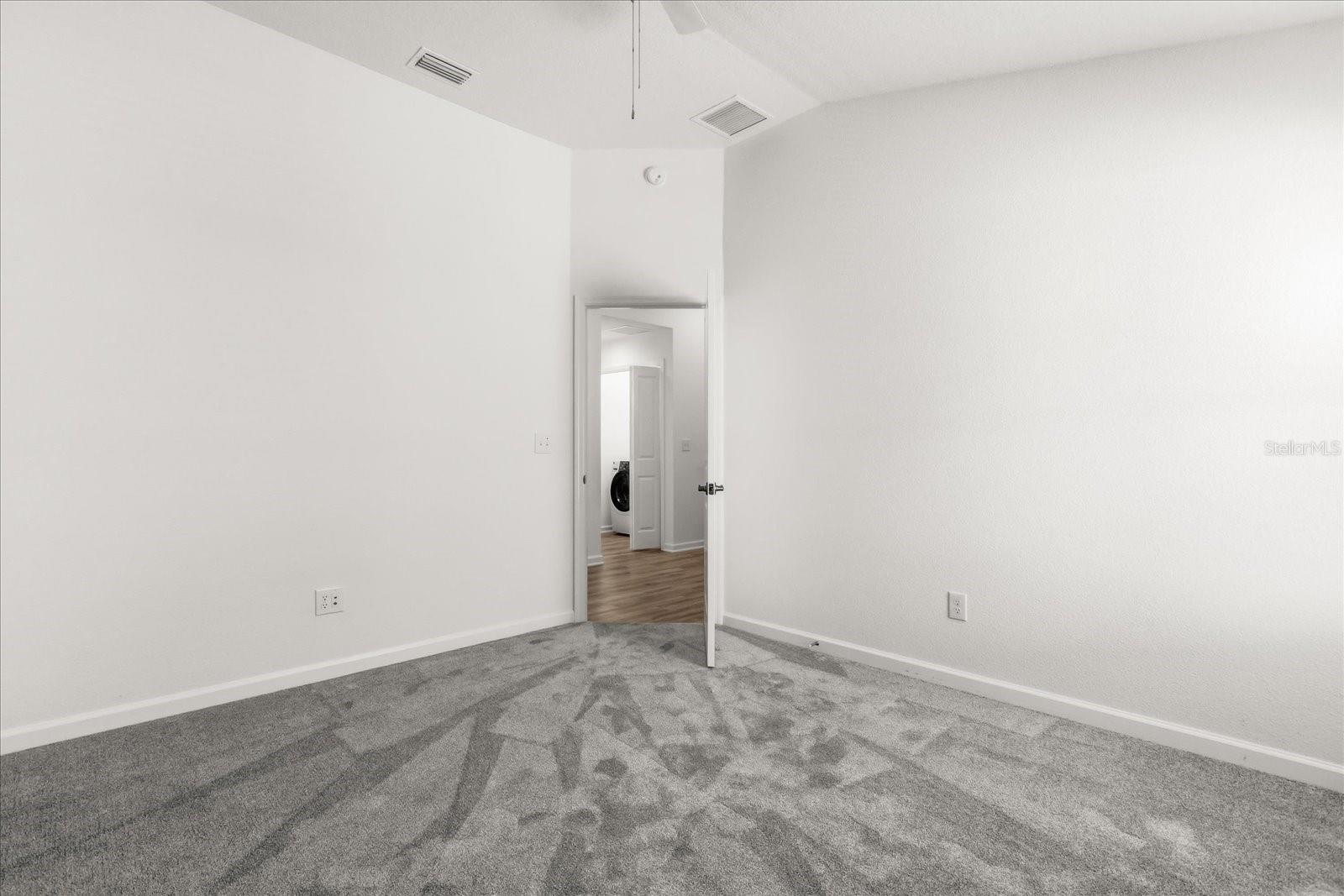 Image 11 of 45 For 839 Conroe Street