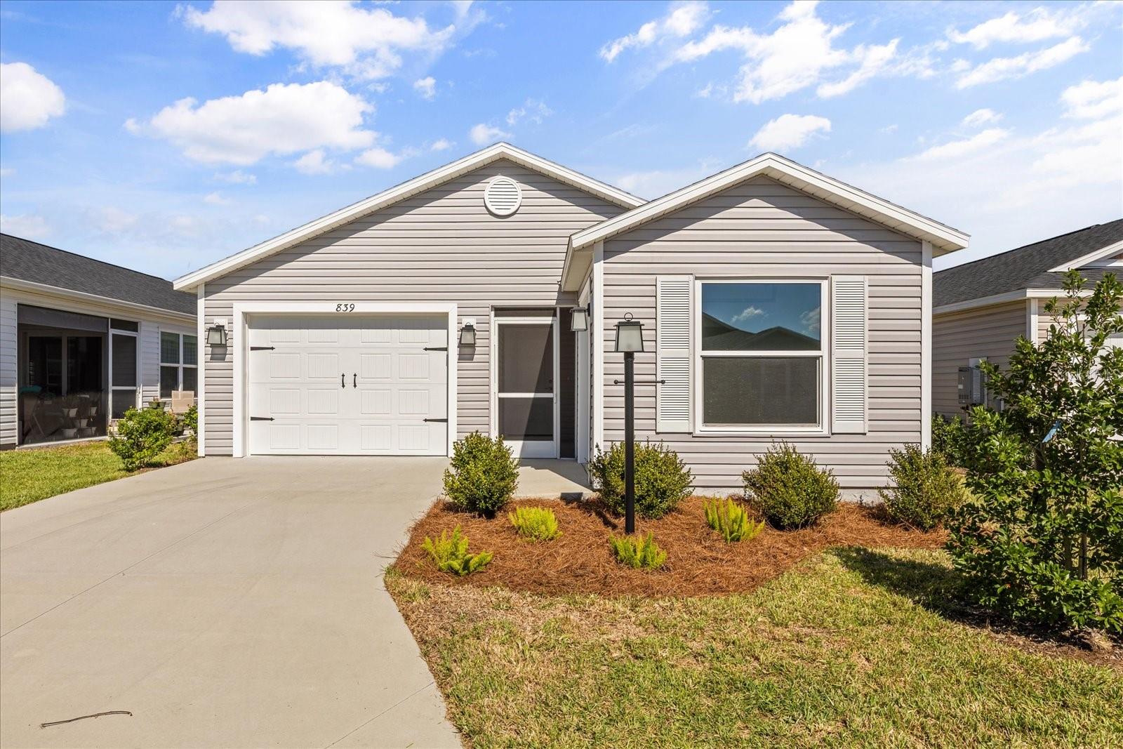 Image 2 of 45 For 839 Conroe Street