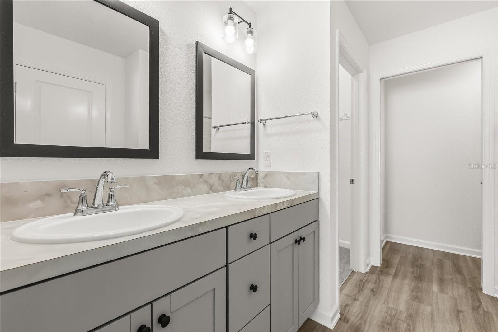 Image 29 of 45 For 839 Conroe Street