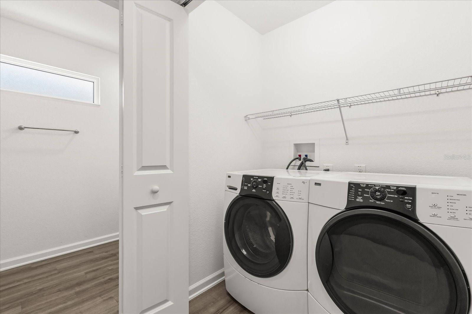 Image 7 of 45 For 839 Conroe Street