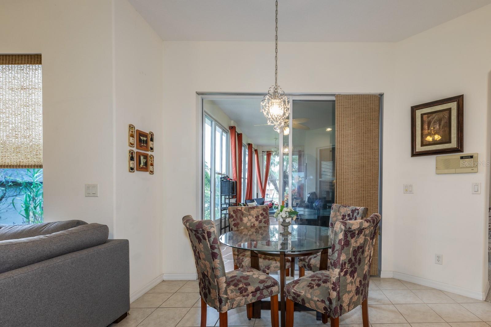 Image 10 of 24 For 5839 Woodland Moss Way