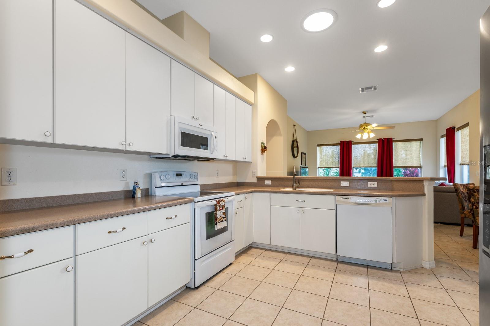 Image 8 of 24 For 5839 Woodland Moss Way