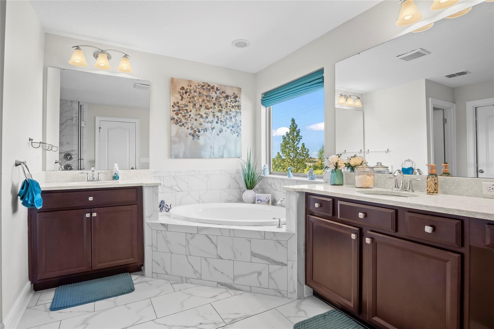 Image 21 of 49 For 1322 Woods Landing Drive