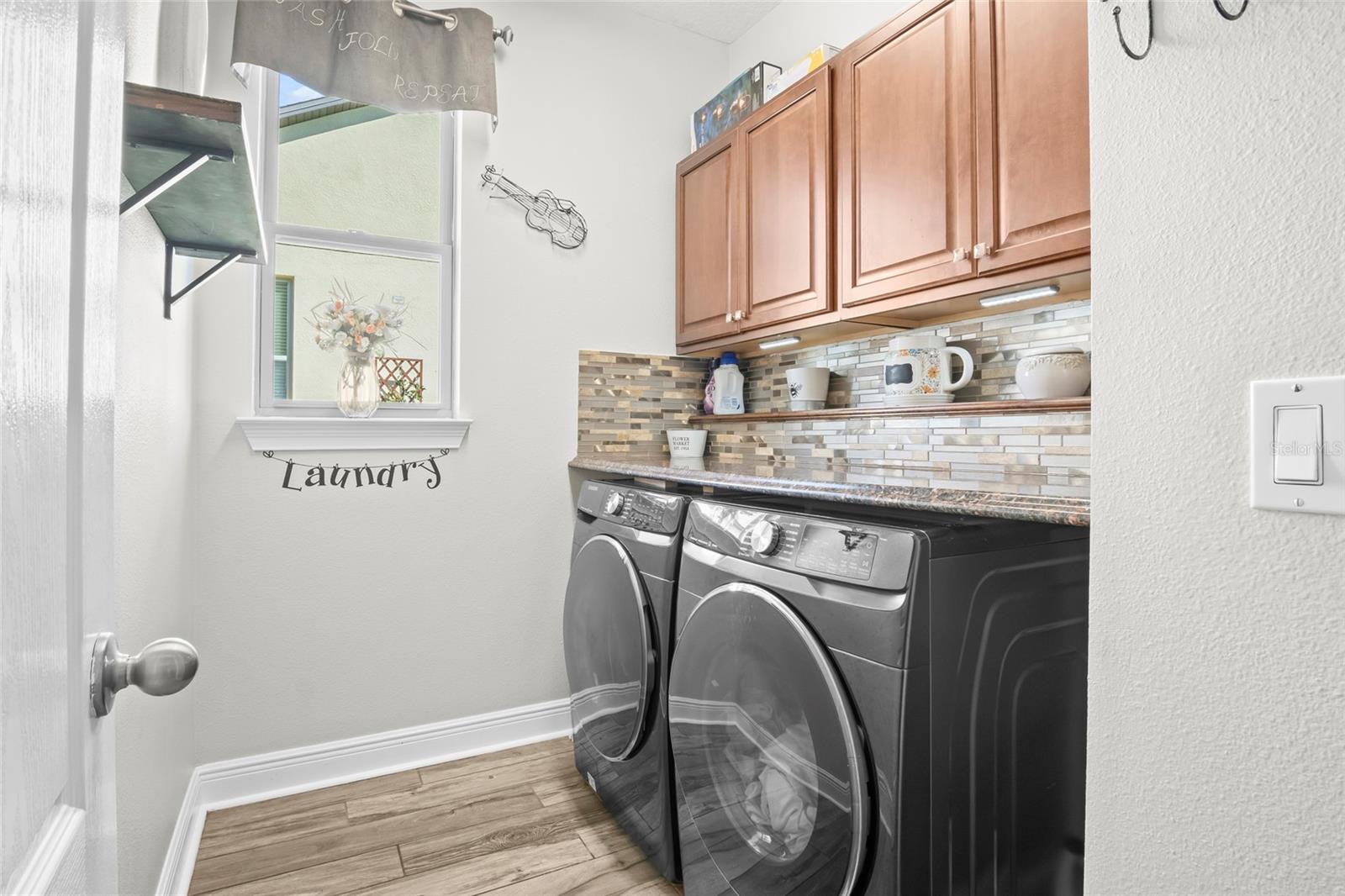 Image 26 of 49 For 1322 Woods Landing Drive