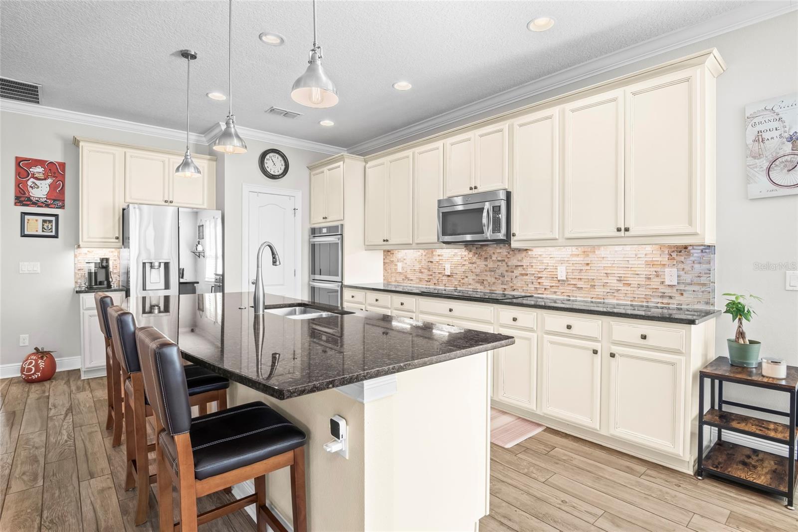 Image 8 of 49 For 1322 Woods Landing Drive