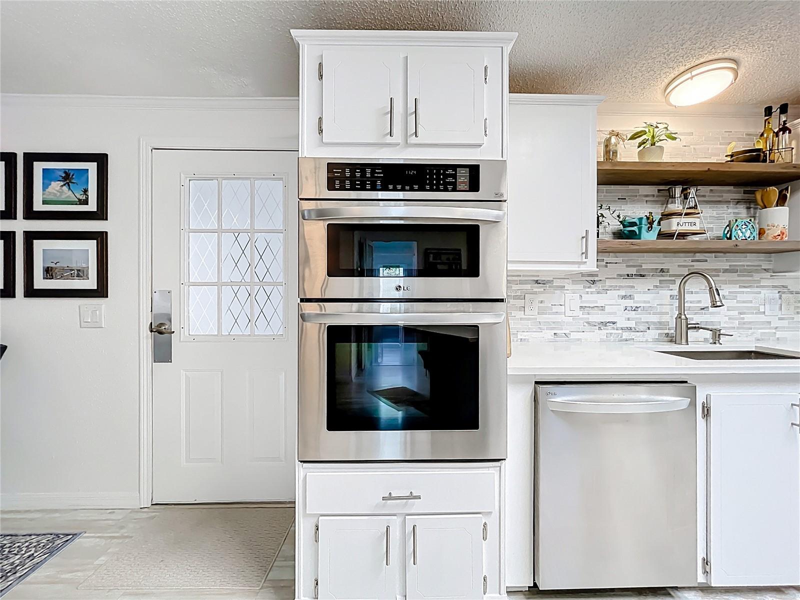 Image 11 of 74 For 3233 Myakka River Road