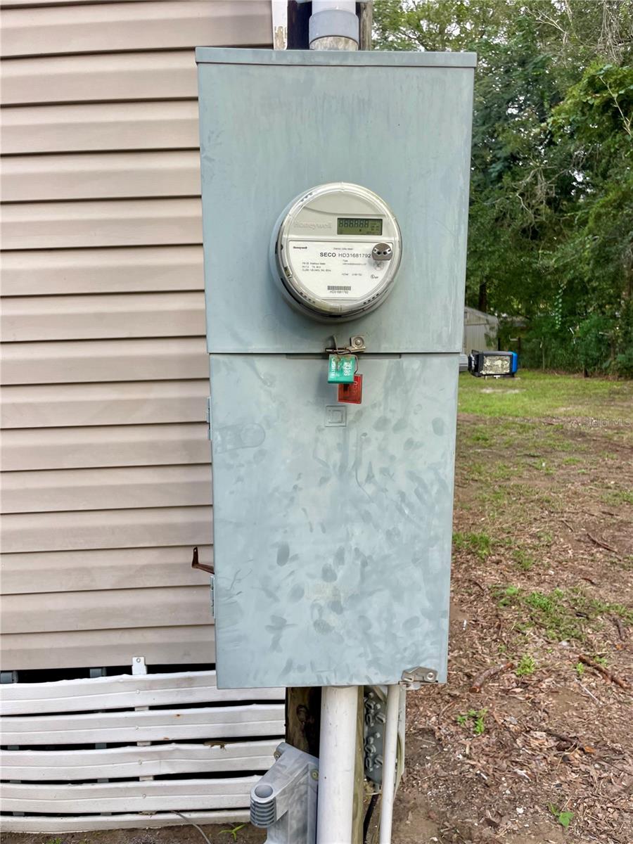 Image 27 of 41 For 44246 Berwick Street