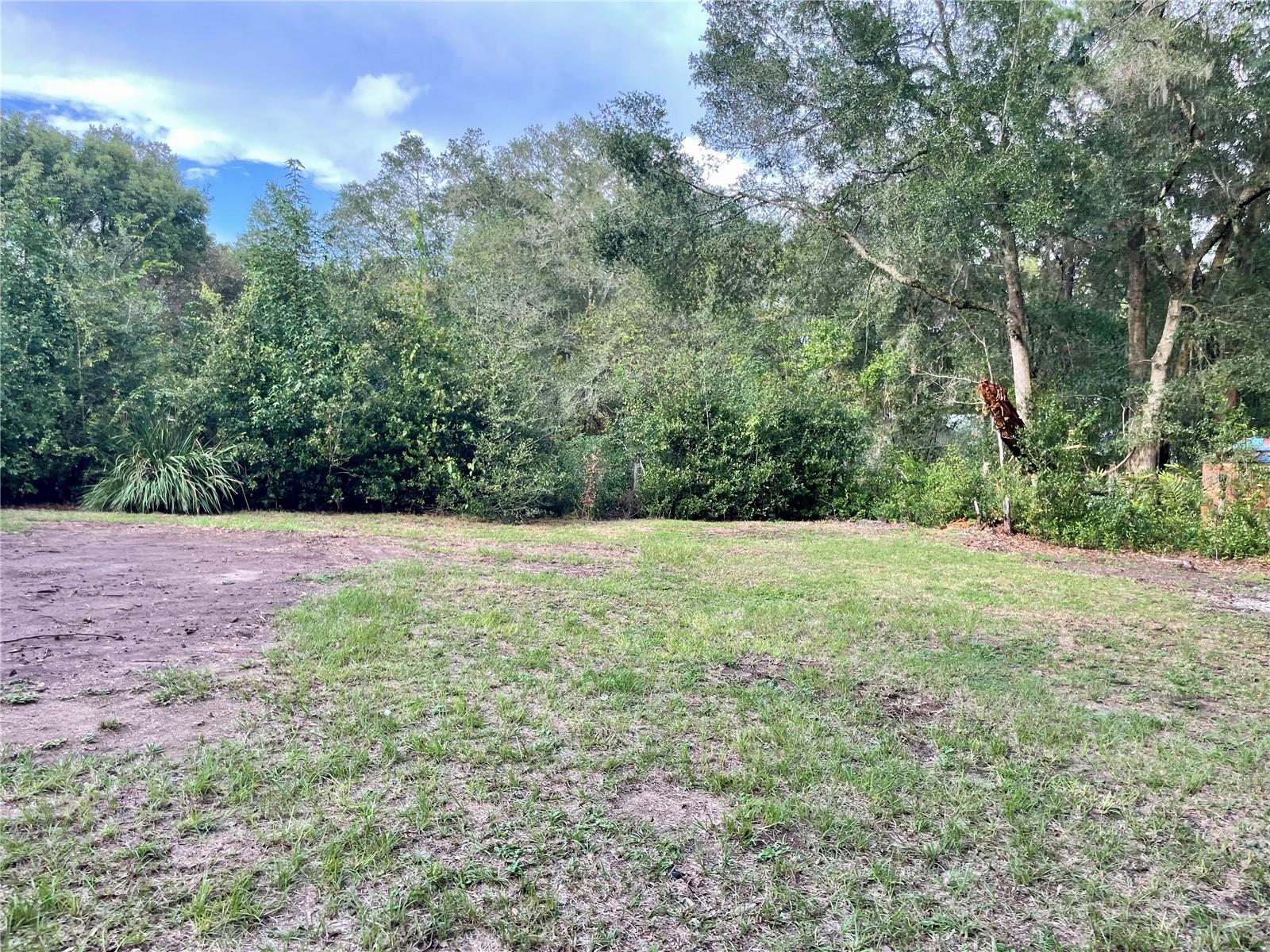 Image 29 of 41 For 44246 Berwick Street