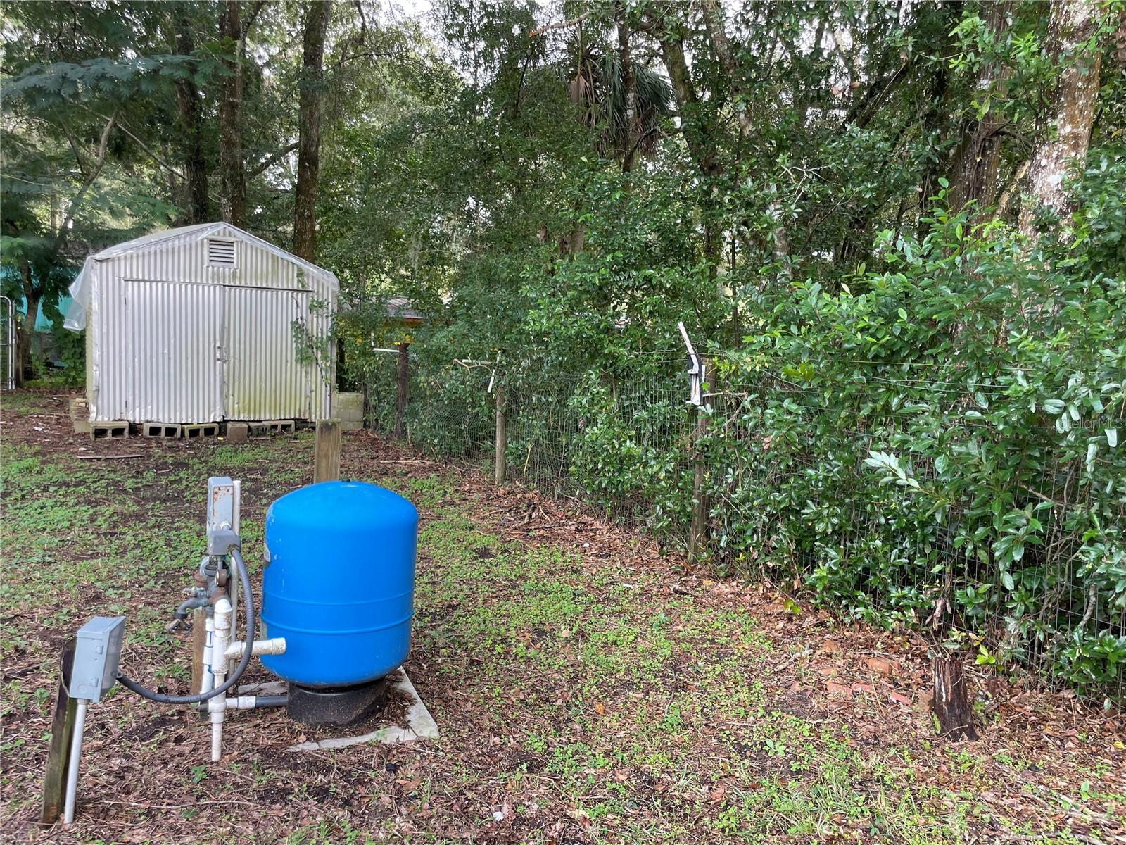 Image 32 of 41 For 44246 Berwick Street