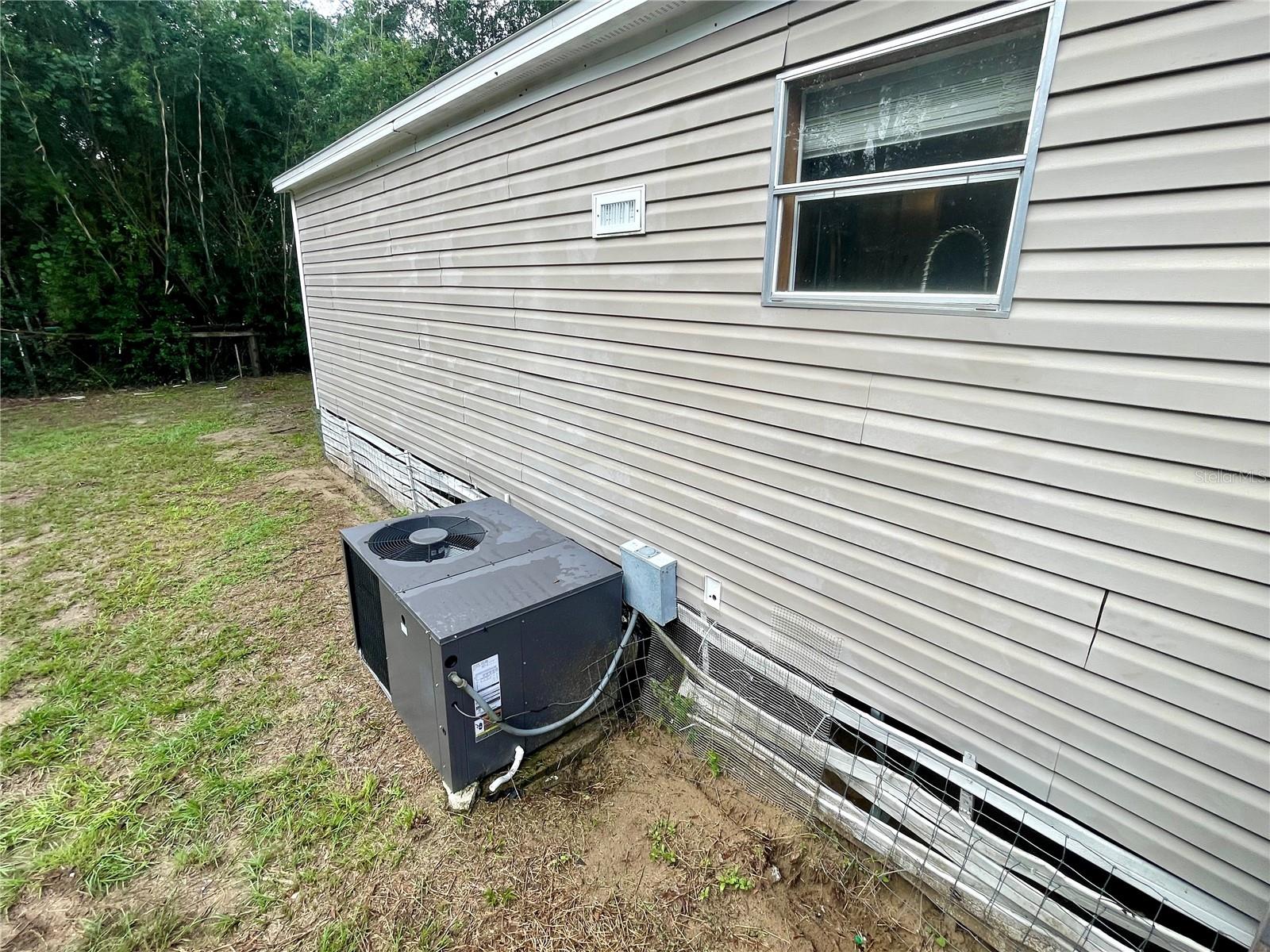 Image 36 of 41 For 44246 Berwick Street