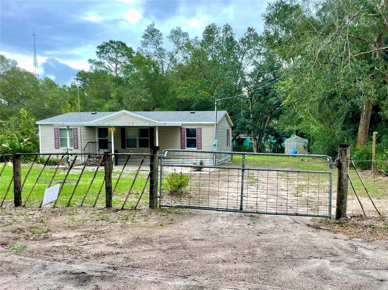 Image 4 of 41 For 44246 Berwick Street