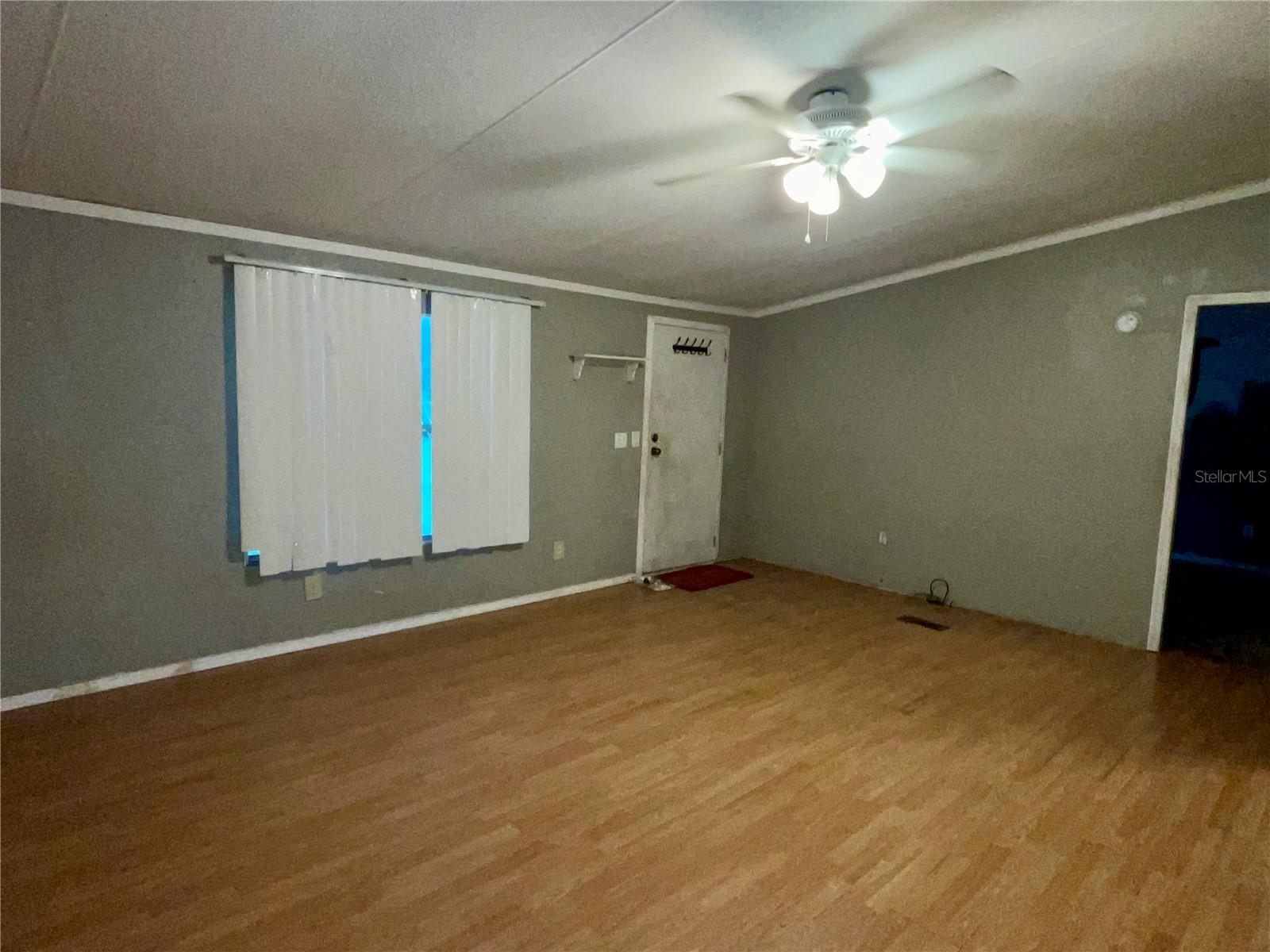 Image 6 of 41 For 44246 Berwick Street