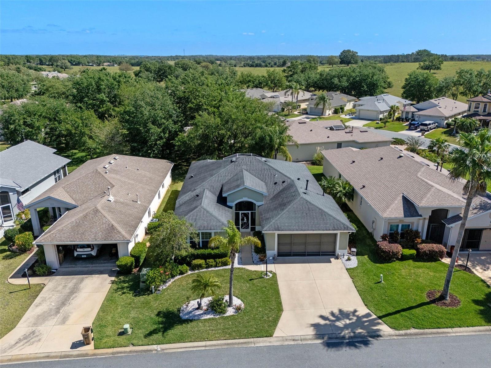 Image 36 of 65 For 20504 Queen Alexandra Drive