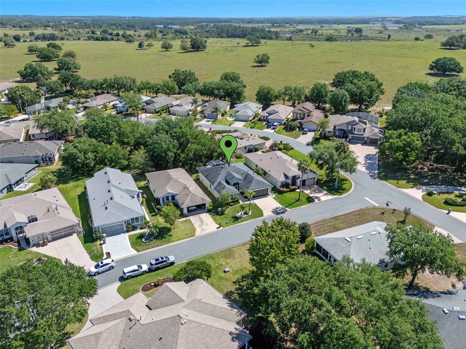 Image 39 of 65 For 20504 Queen Alexandra Drive